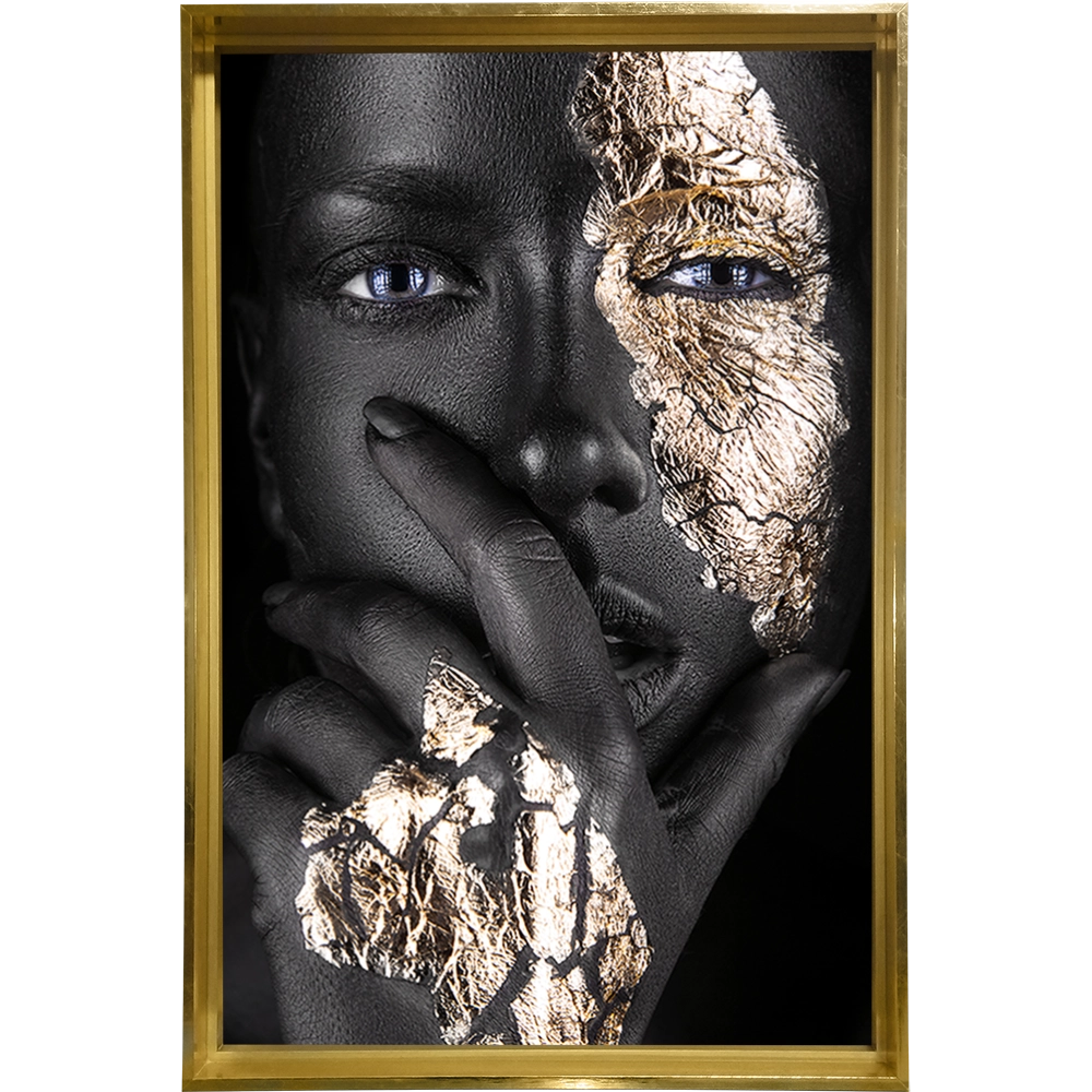 Rosto feminino com pintura Black e textura Gold