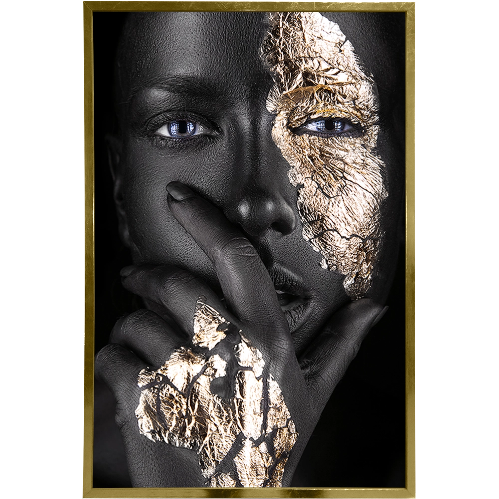 Rosto feminino com pintura Black e textura Gold